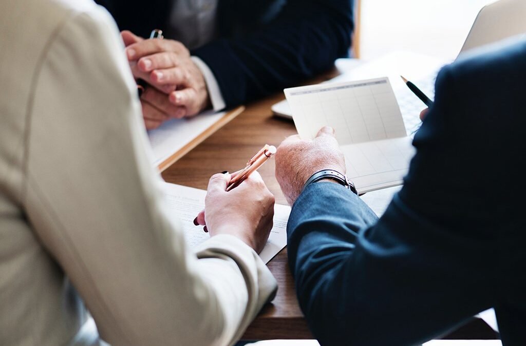 Who are the parties in a Civil case?