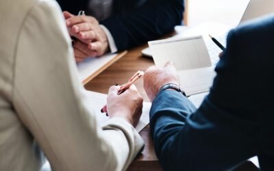 Who are the parties in a Civil case?